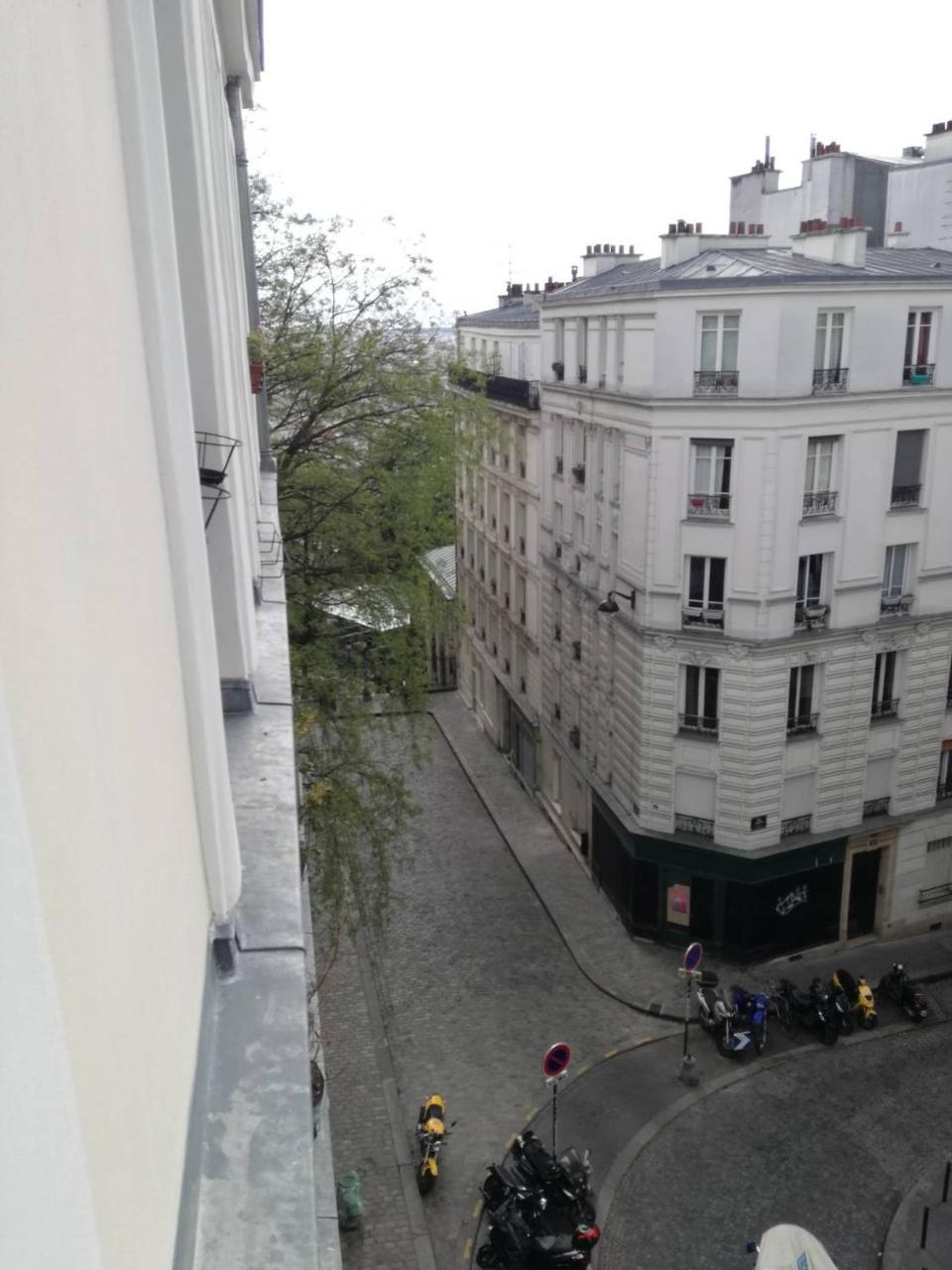 Appartement Montmartre Chappe Paris Exteriör bild