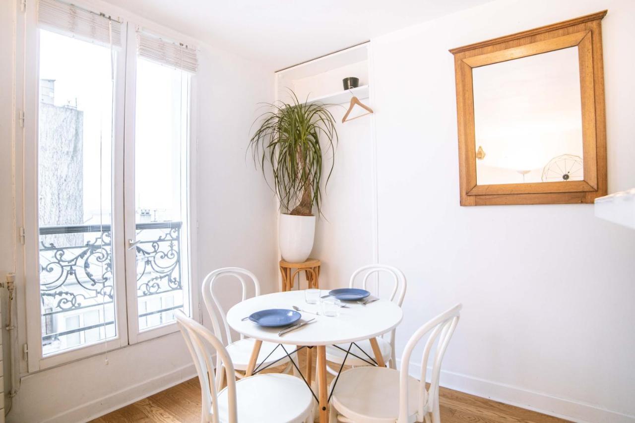 Appartement Montmartre Chappe Paris Exteriör bild